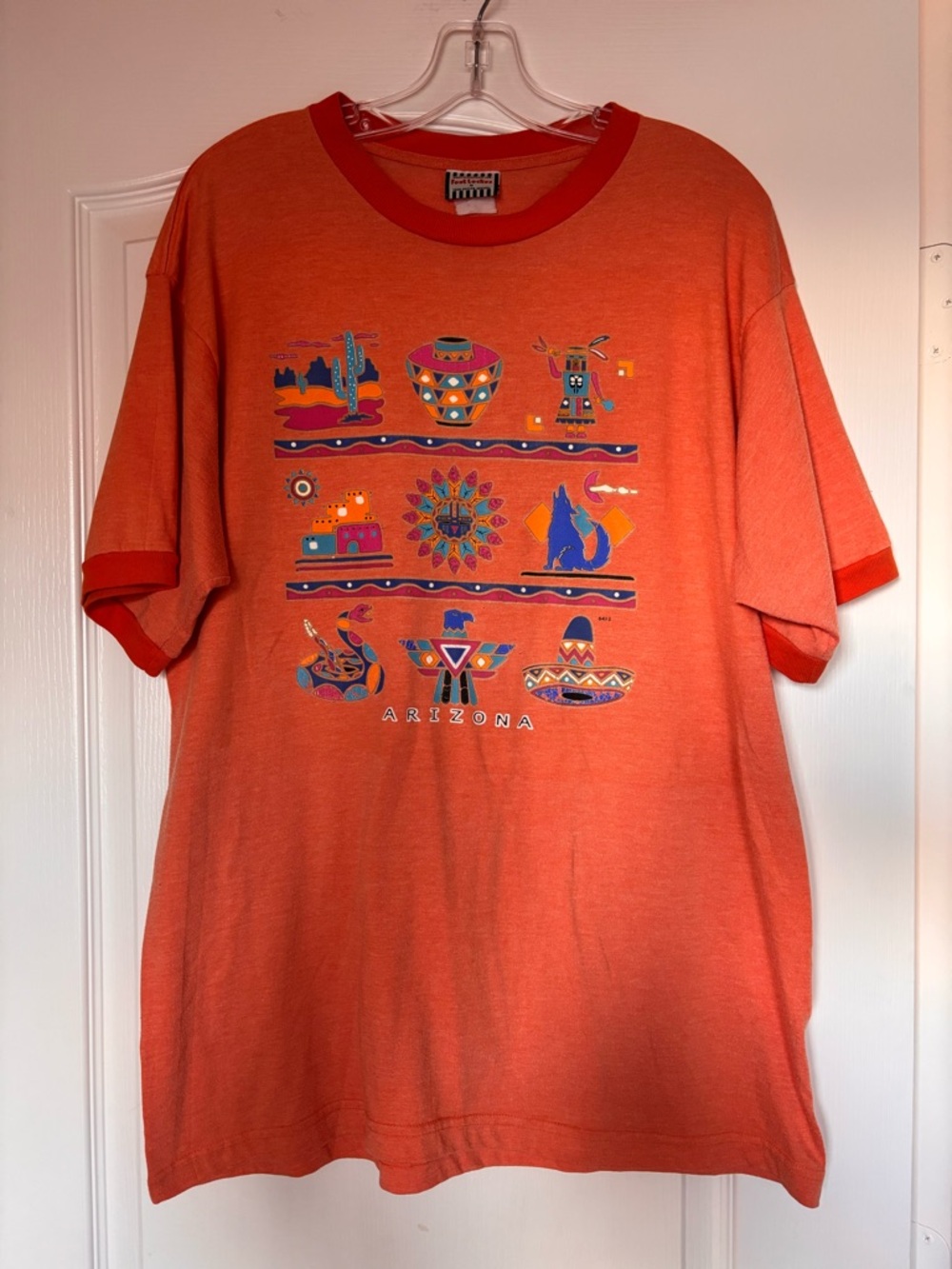 Foot Locker Vntg Arizona native tourist Orange Crew Neck Short Sleeve Tee medium